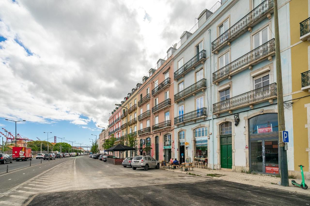 Whome Riverside View 2-Bed For Remote Workers & Digital Nomads Lisbon Exterior photo