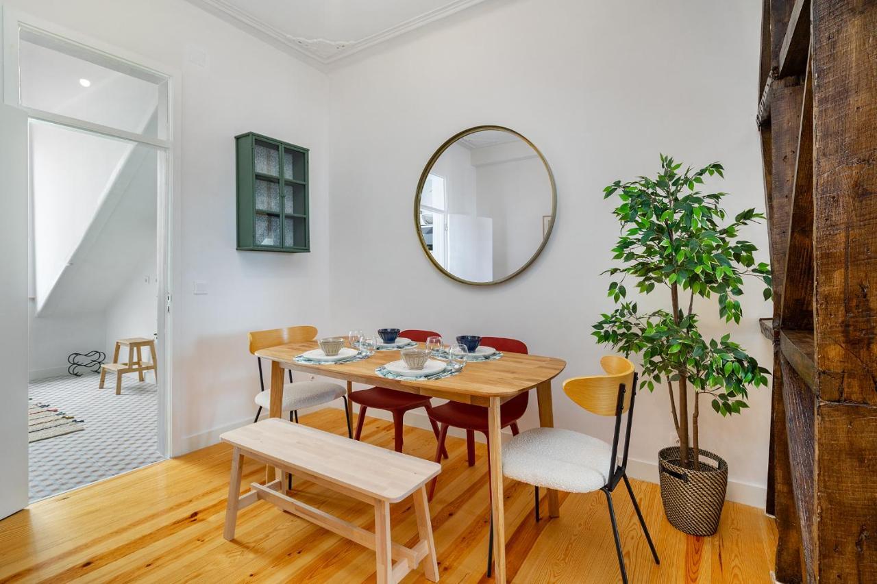 Whome Riverside View 2-Bed For Remote Workers & Digital Nomads Lisbon Exterior photo